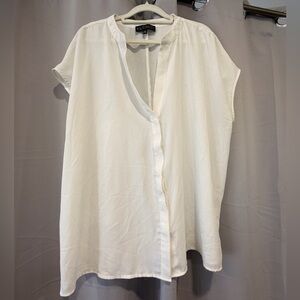 Eloquii size 18 Creame Blouse with V-Neck